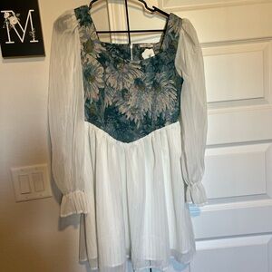 Floral Patterned Long Sleeve Dress